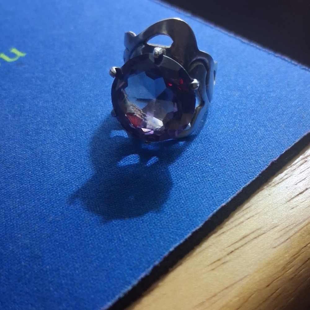 Elegant Silver and Purple Women's Ring